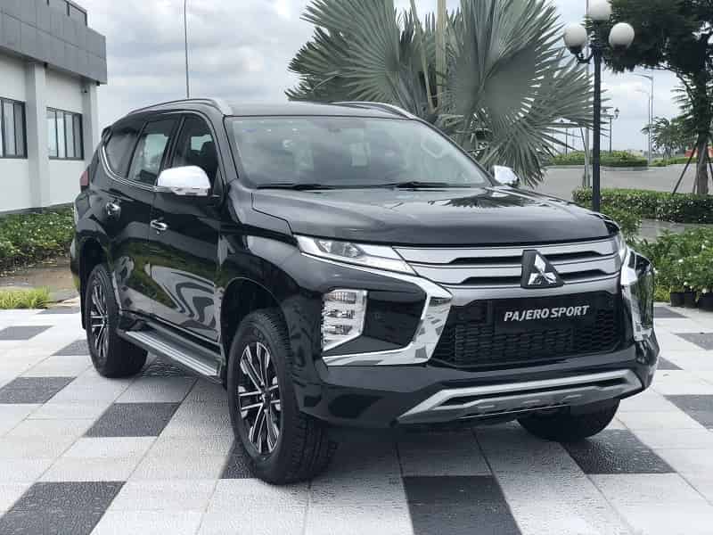 123oto THAY KÍNH XE Ô TÔ Mitsubishi Pajero Sport tại nhà